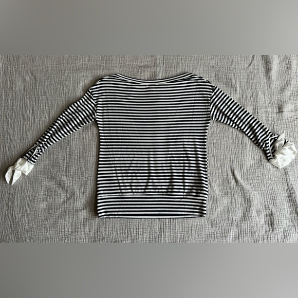 Stella & Dot Maette Black and White Striped Blouse w/Satin Wrist Ties sz M - Picture 3 of 6